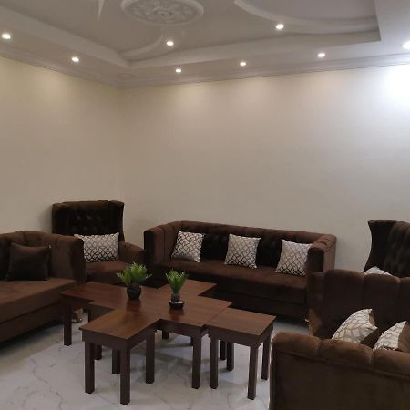 Al Shadi Apartments Yanbu Luaran gambar