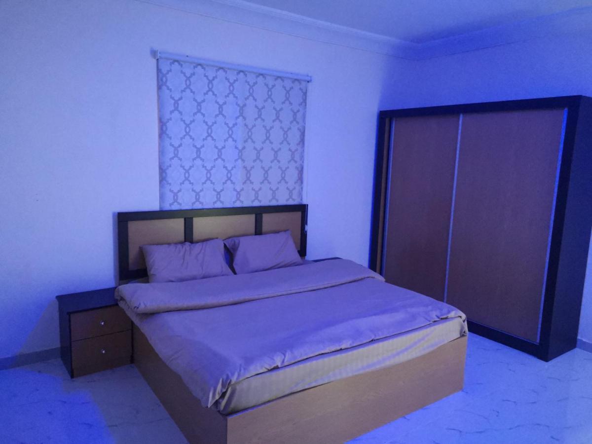 Al Shadi Apartments Yanbu Luaran gambar