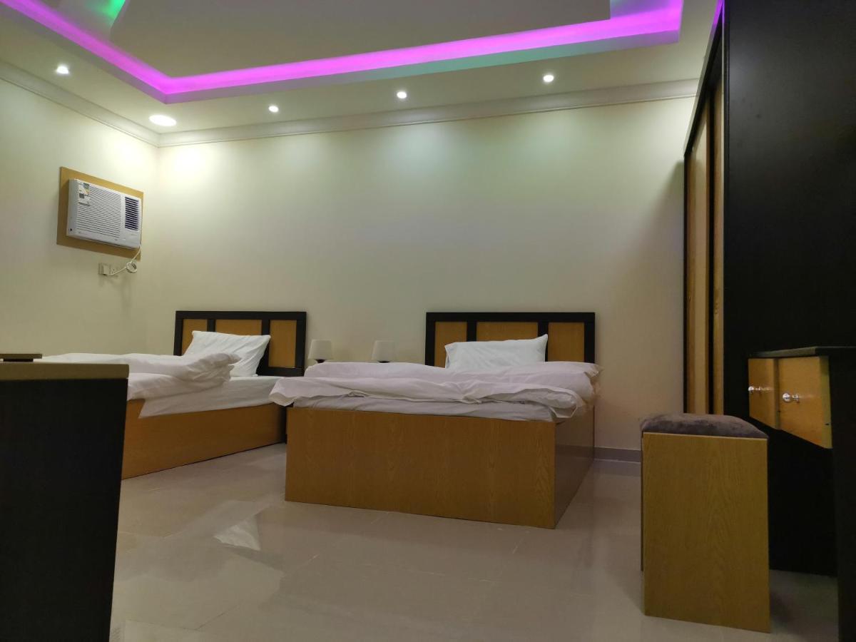Al Shadi Apartments Yanbu Luaran gambar